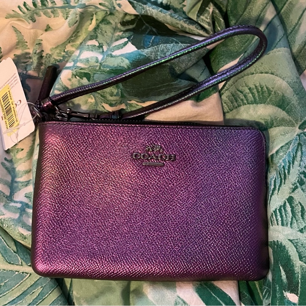 NWT Coach hologram wristlet metallic iridescent oil